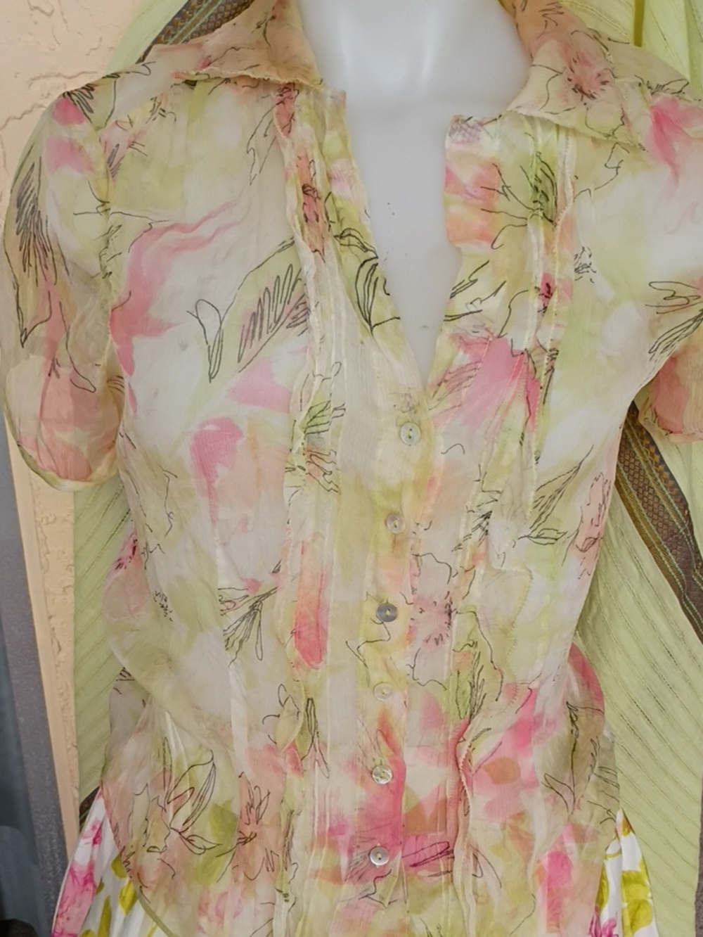 100 % Silk Sheer Floral Button-Front Women's Top - Pink & Green